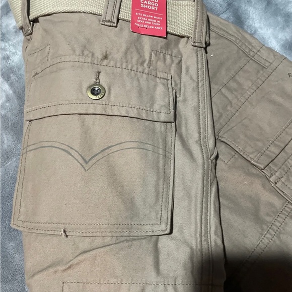 Levi'S Mens Brown Flat Front Relaxed Fit Casual Belt Cargo Shorts Size 30 - Picture 4 of 7